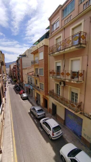 Charming Three Bedroom Apartment In Alcoi 外观 照片