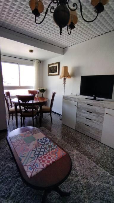 Charming Three Bedroom Apartment In Alcoi 外观 照片