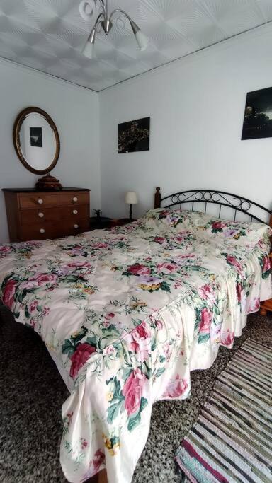 Charming Three Bedroom Apartment In Alcoi 外观 照片